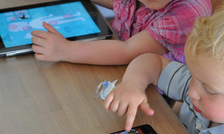 Enfants: comment surfer sans danger sur tablettes et smartphones?